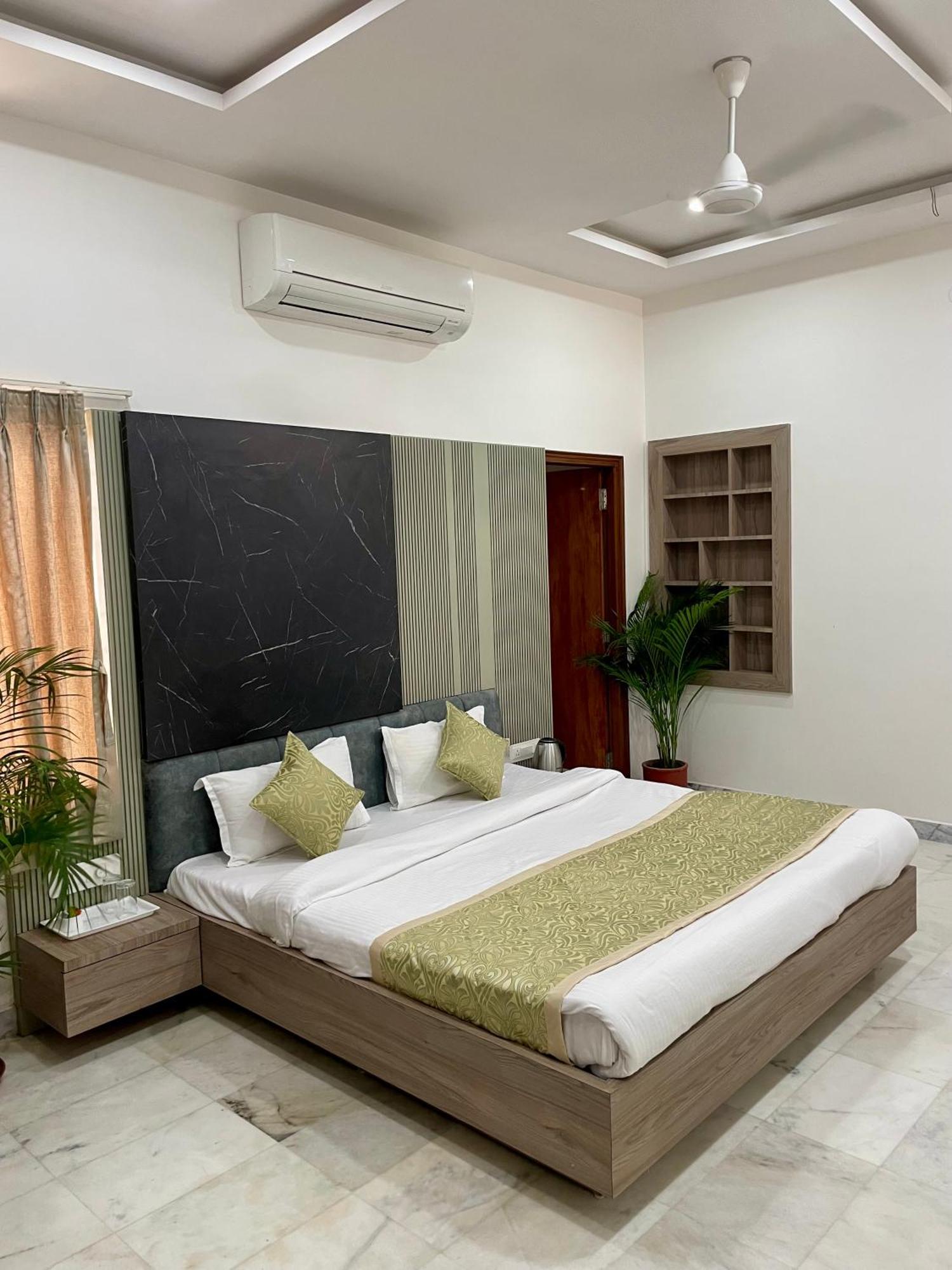Vila Karni Nivvas - Luxury Redefined Udajpur Exteriér fotografie