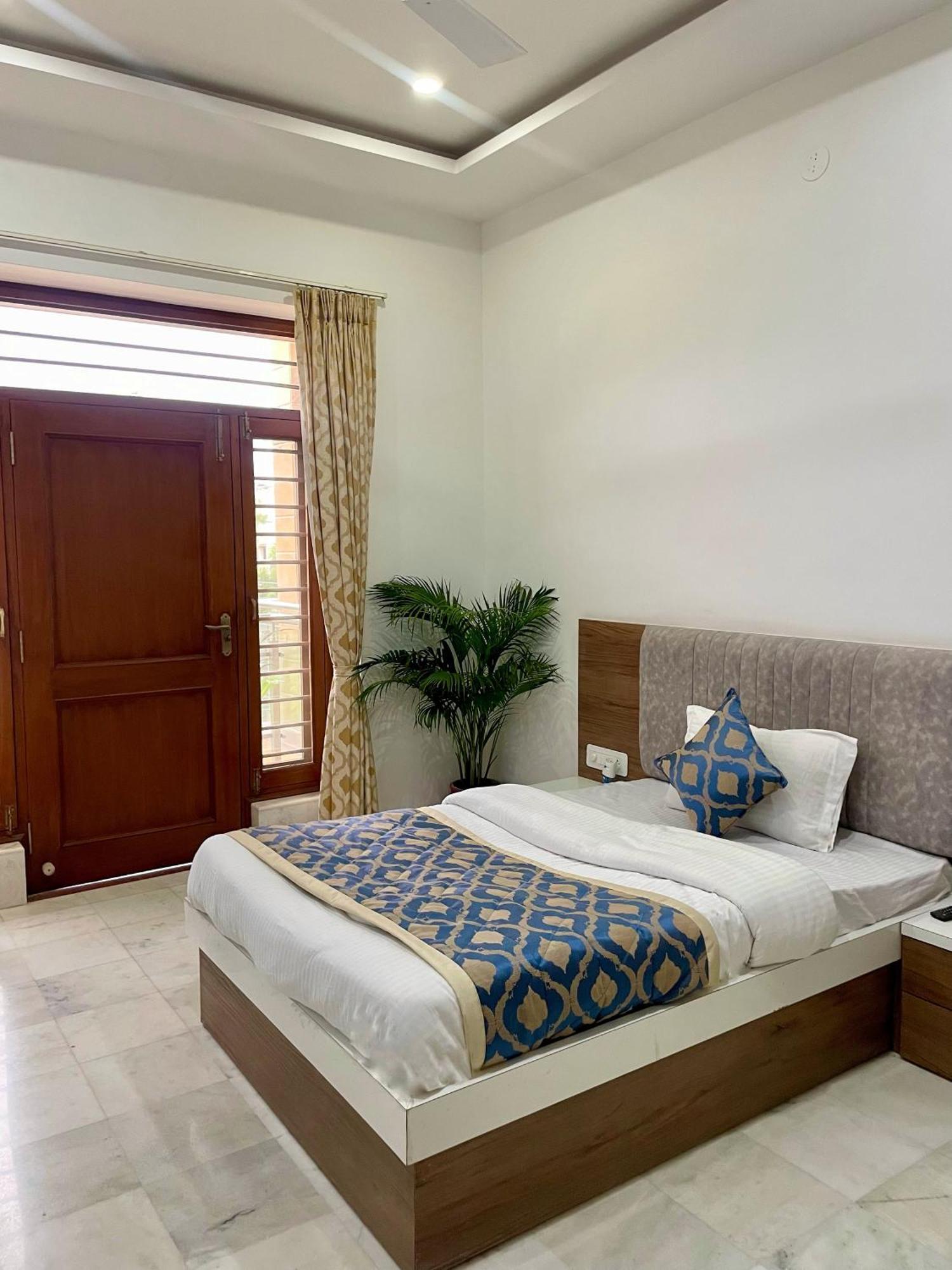 Vila Karni Nivvas - Luxury Redefined Udajpur Exteriér fotografie