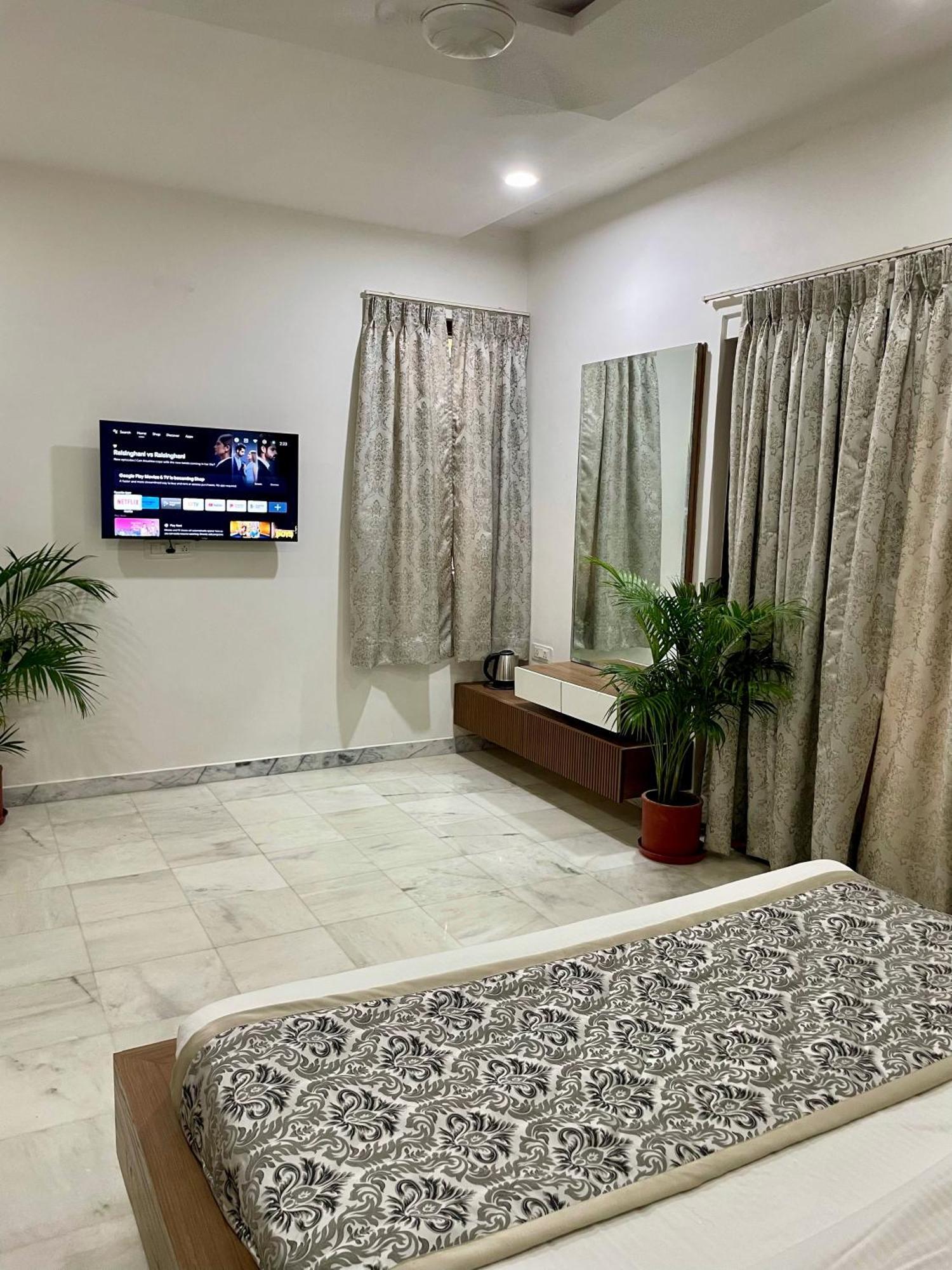 Vila Karni Nivvas - Luxury Redefined Udajpur Exteriér fotografie